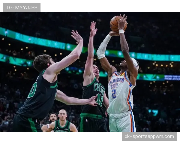 杰伦·布朗无球跑动效率提升，拉开空间能力改变绿军进攻结构