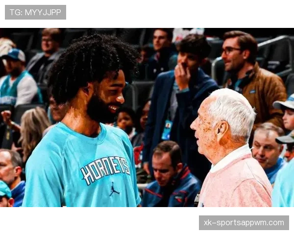 怀特突破创造得分机会提升球队关键时刻表现与米尔萨普明显不同